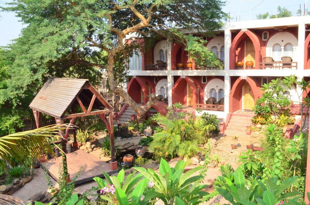 Kaday Aung Hotel Баган Екстер'єр фото