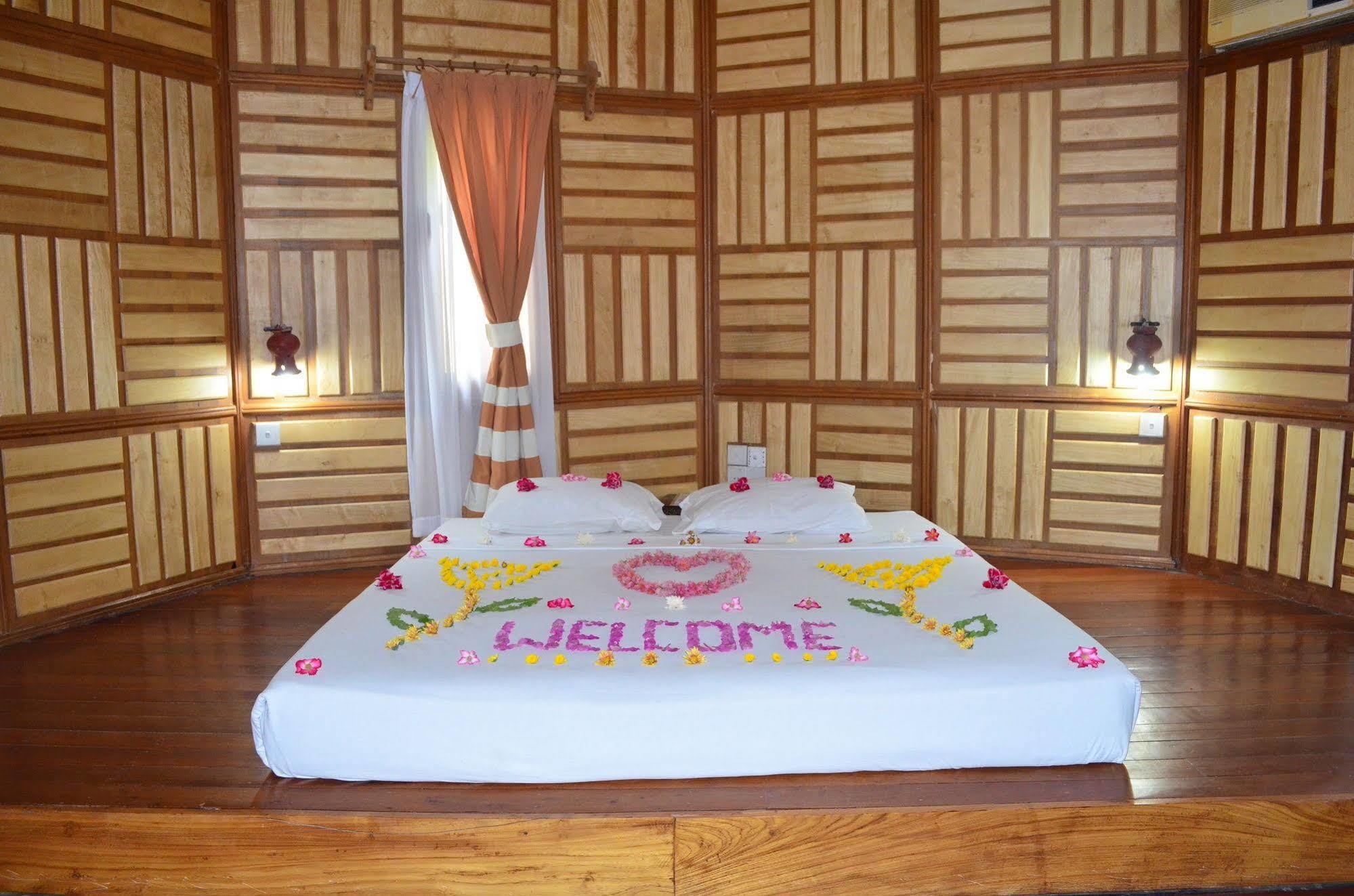 Kaday Aung Hotel Баган Екстер'єр фото