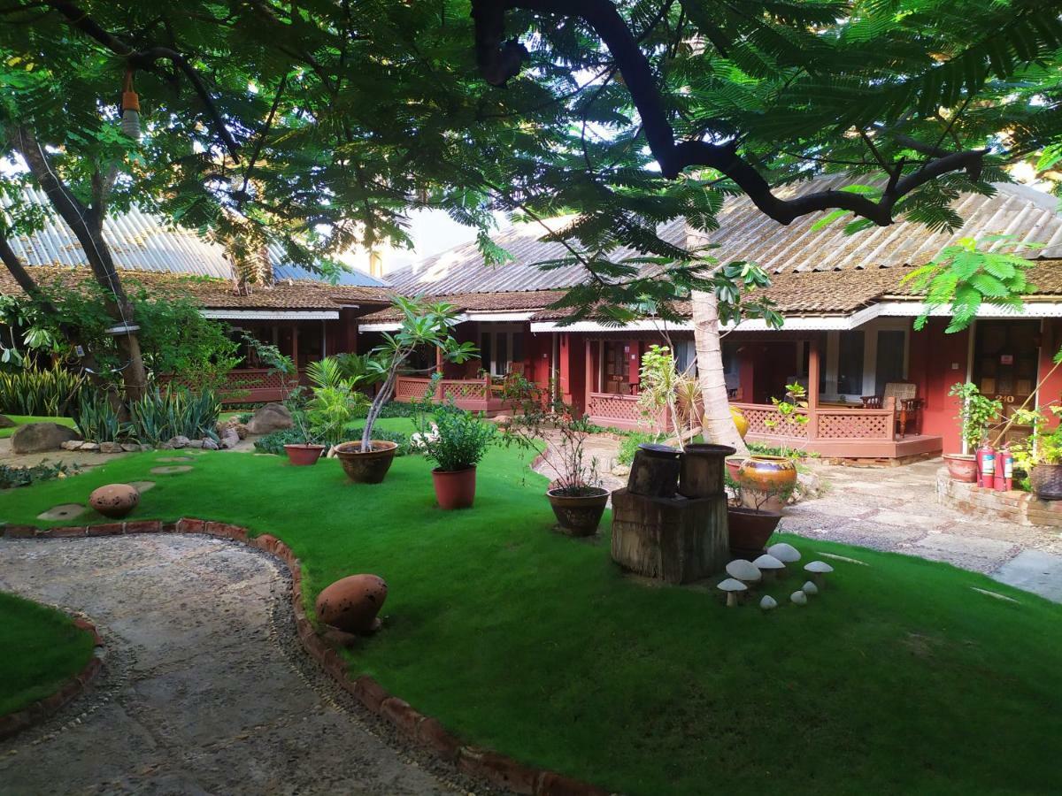 Kaday Aung Hotel Баган Екстер'єр фото